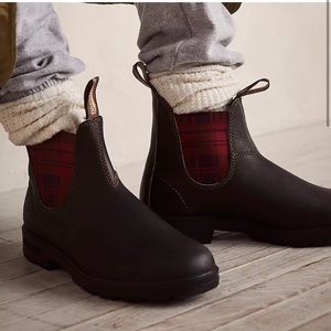 Brand New Blundstone 2100 Brown Burgundy Tartan Elastic Plaid